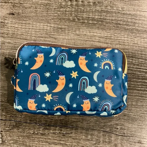❤️❤️❤️ Novelty Celestial Print Wristlet/Wallet ❤️❤️❤️ - Picture 3 of 5